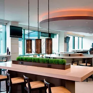 3* Отель Courtyard By Marriott Jfk Airport