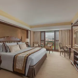The 5* Manila