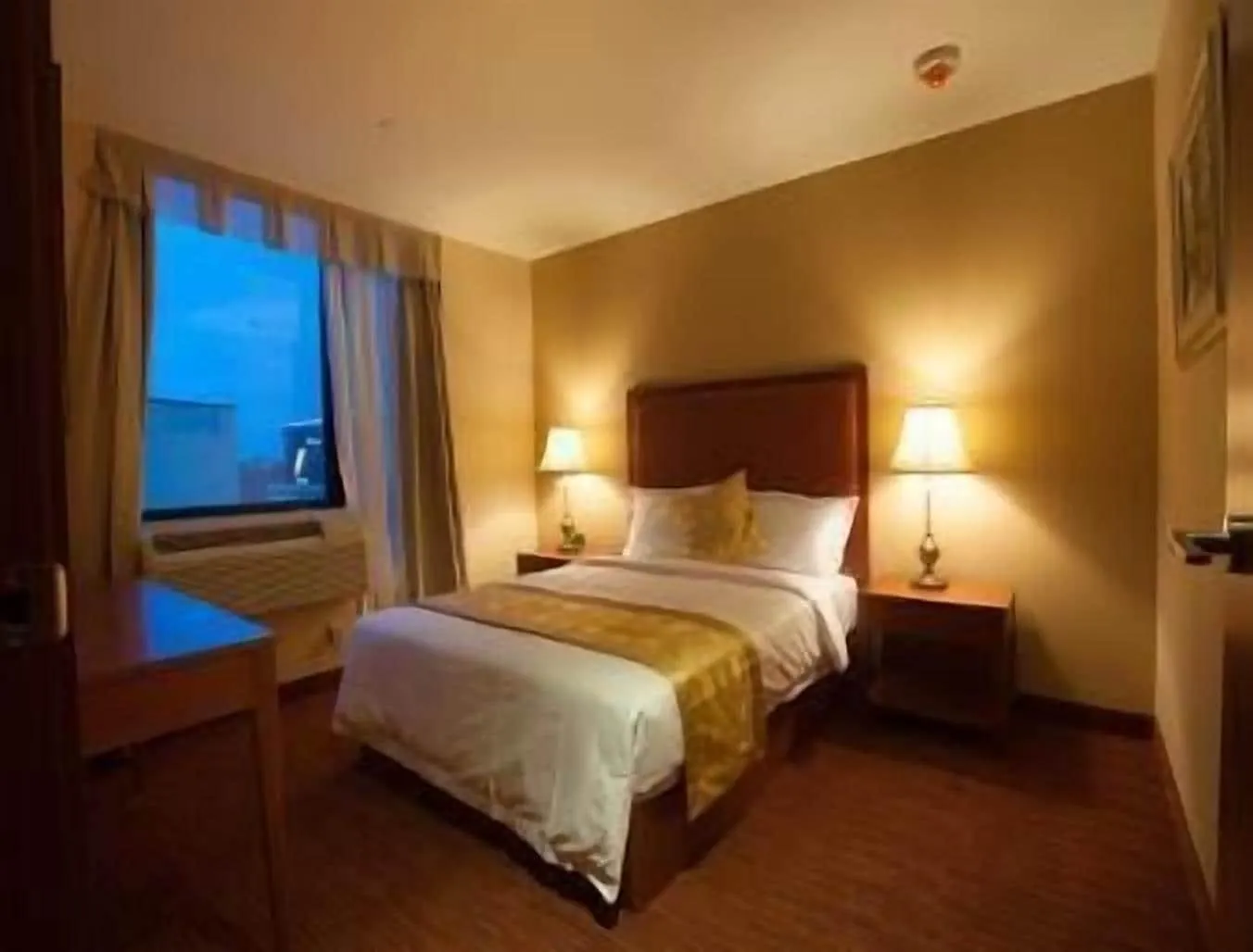 Ramada By Wyndham Flushing Queens Нью-Йорк