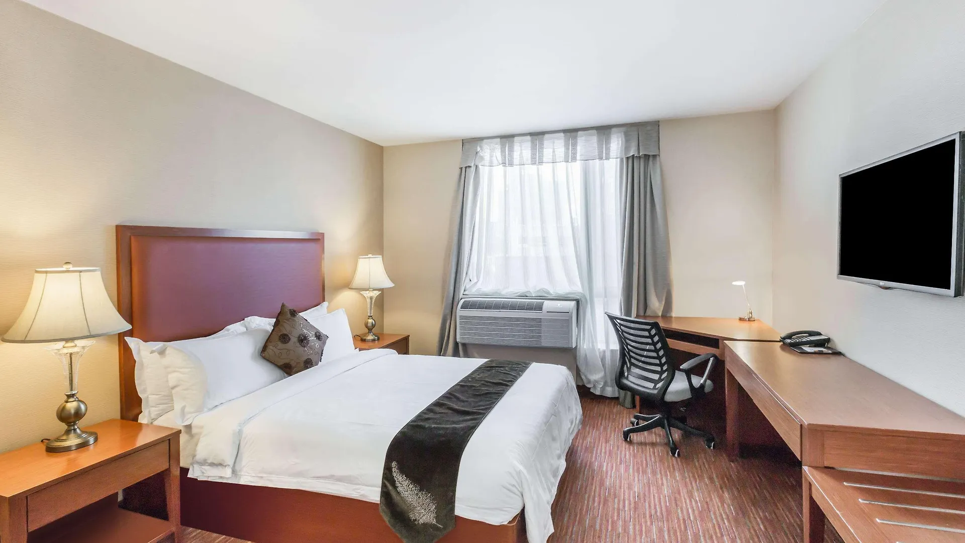 Ramada By Wyndham Flushing Queens Нью-Йорк 3*,