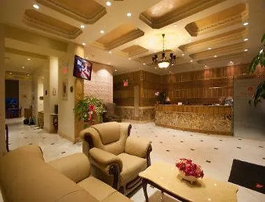 Ramada By Wyndham Flushing Queens Нью-Йорк